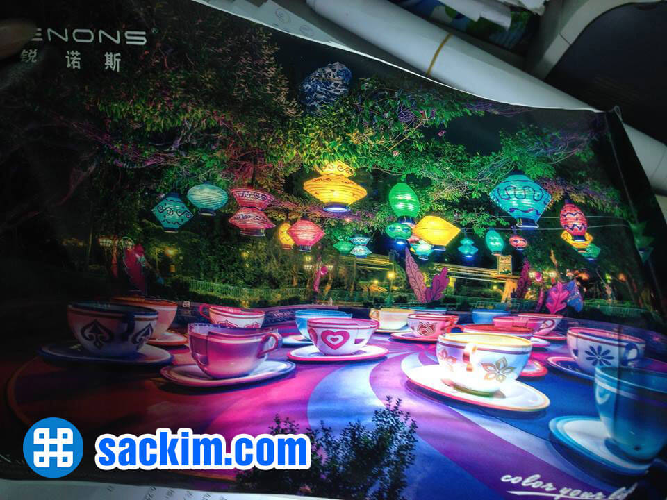 Bản in uv trên vải bố canvas xuyên đèn