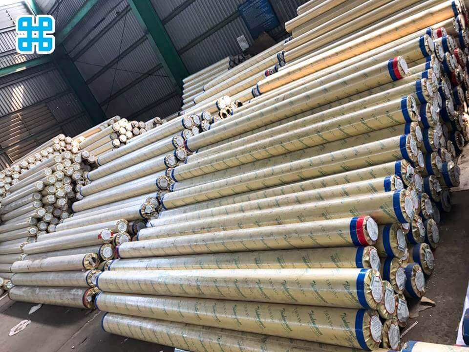 bạt in hiflex trong kho số lượng lớn