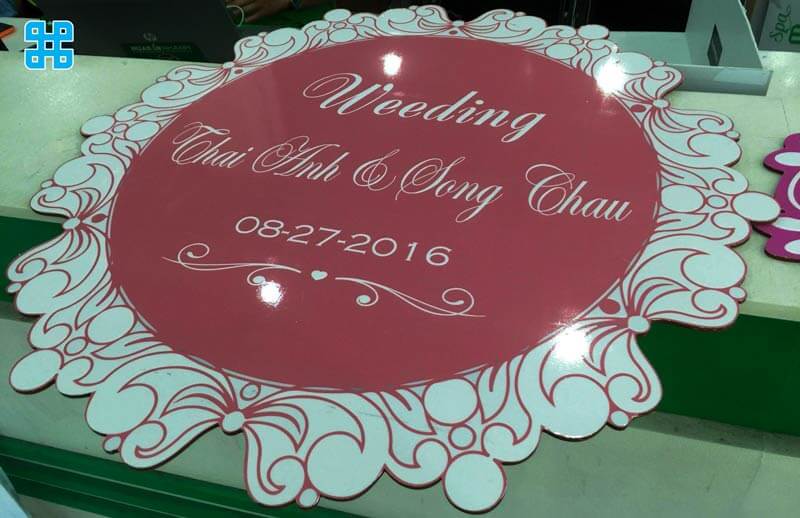 in pp cán form sau đó cắt cnc theo viền hoa văn
