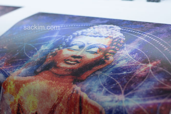 In uv cuộn trên vải canvas kim tuyến hình phật