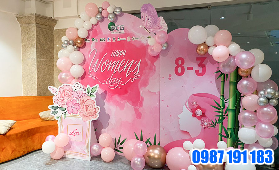 Tùy theo không gian nơi tổ chức mà quý khách chọn kích thước backdrop cho phù hợp
