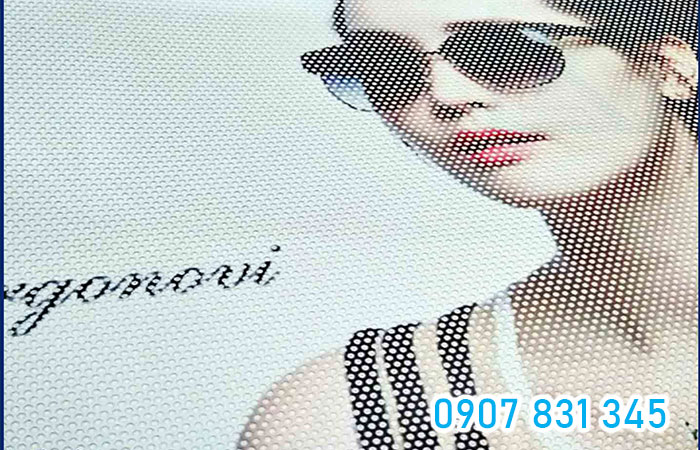 Decal lưới tạo ra hiệu ứng quảng cáo khác biệt