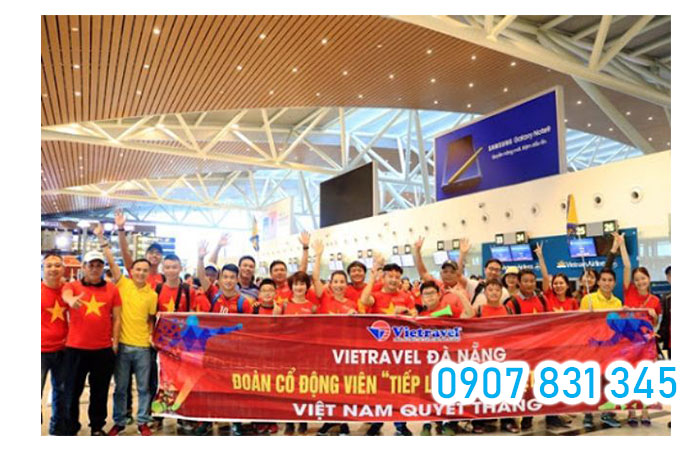 Mẫu băng rôn tiếp lửa cho đội tuyển Việt Nam