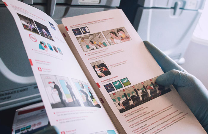 Nội dung của brochure thường xoay quanh vấn đề quảng bá sản phẩm, dịch vụ, thương hiệu