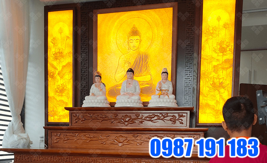 Phòng thờ sẽ bớt trống trải, đơn điệu khi sử dụng tranh trang trí
