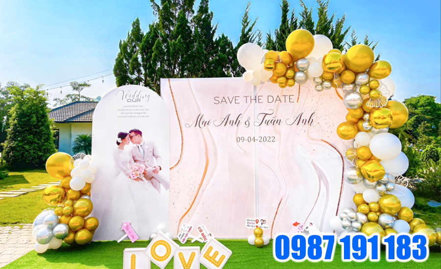 Mẫu backdrop chụp hình check in trong đám cưới