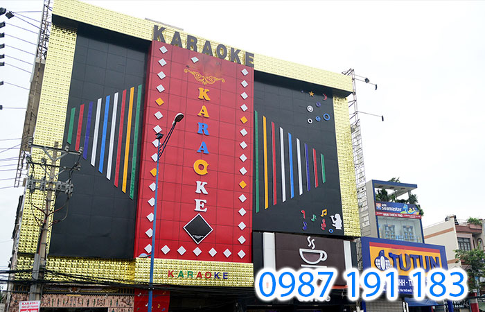 Mẫu biển hiệu dành cho quán karaoke cực kỳ đẹp mắt, sang trọng
