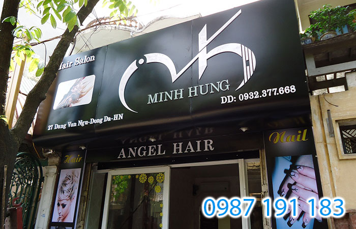 Mẫu biển hiệu quảng cáo làm tóc và xăm phun của tiệm Minh Hùng
