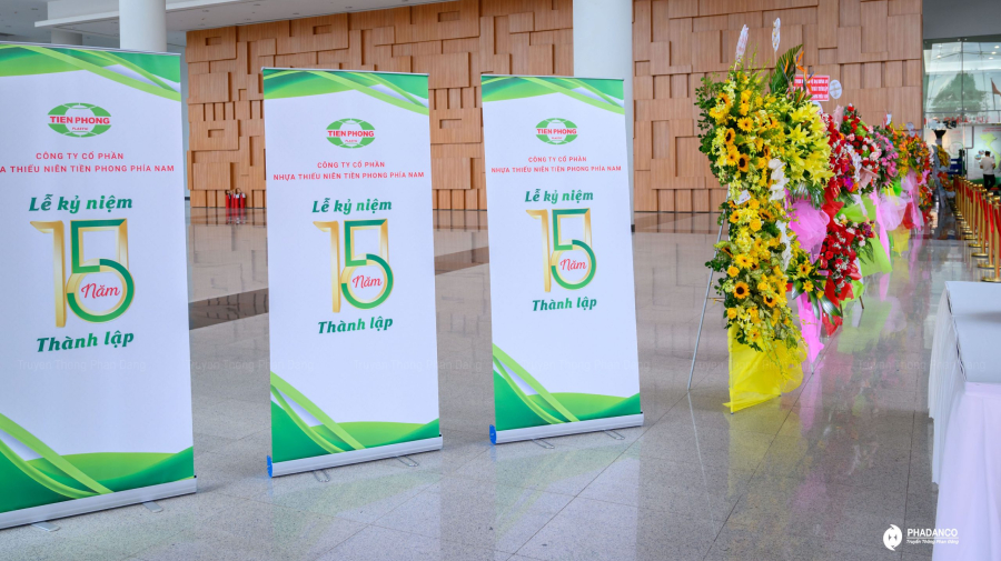 500+ Mẫu Standee Sự kiện ĐẸP – ẤN TƯỢNG NHẤT NĂM 2024