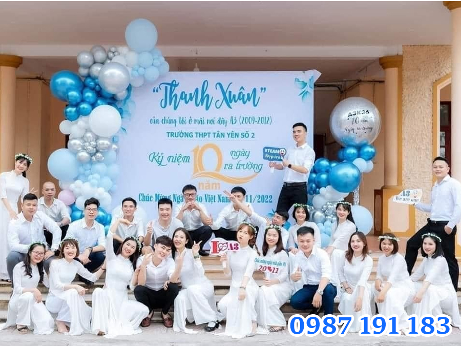 mẫu 13 backdrop họp lớp đẹp 2025