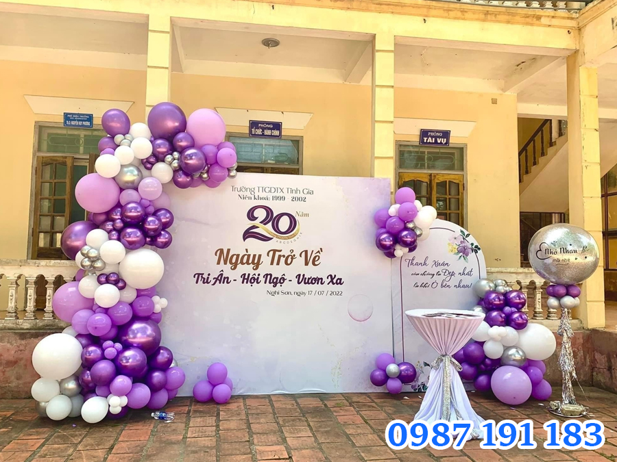 mẫu 14 backdrop họp lớp đẹp 2025