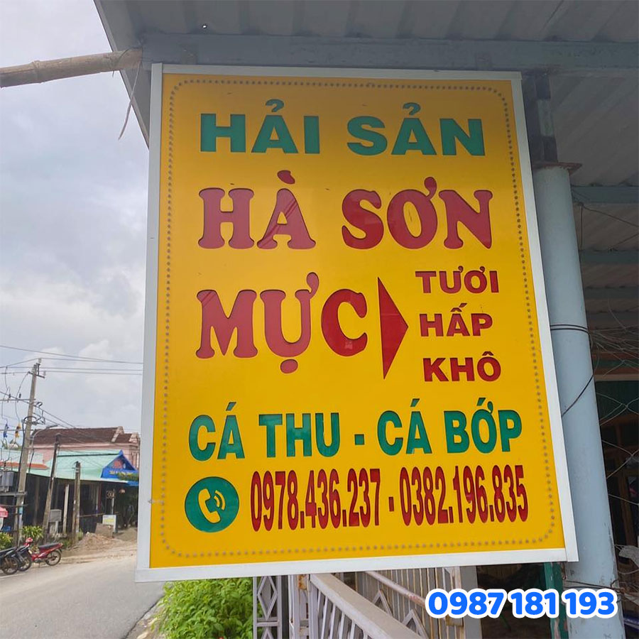 Bảng quảng cáo hải sản bạt hiflex