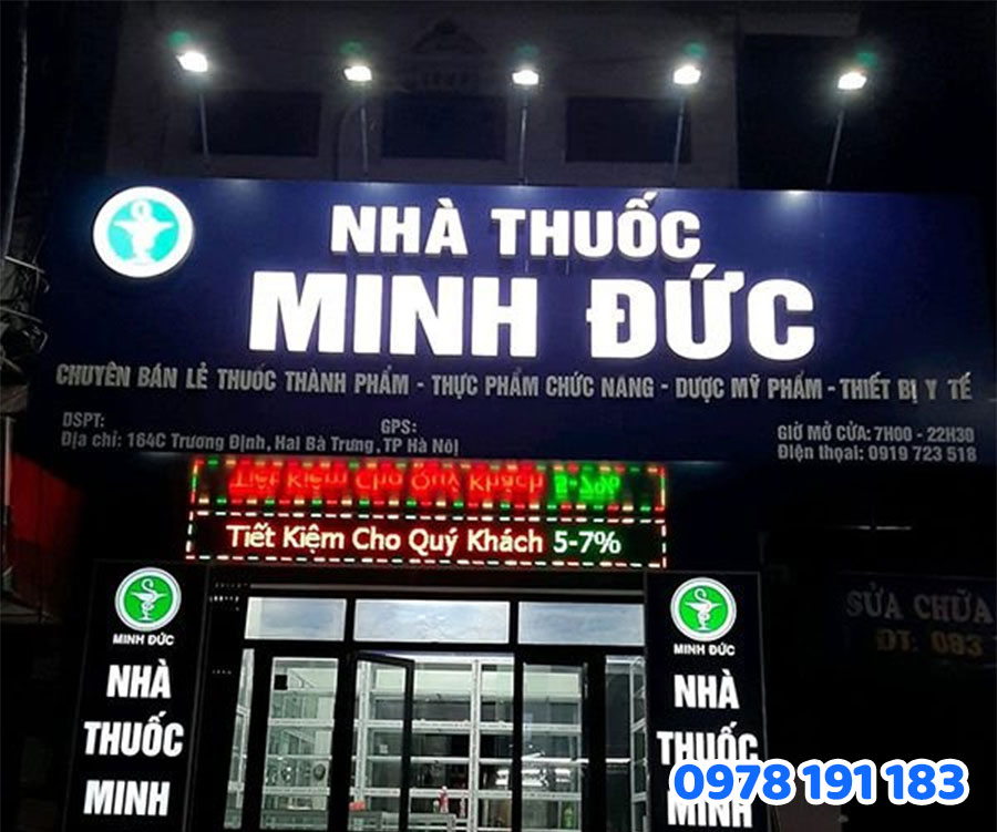 Bảng hiệu nhà thuốc tây chất liệu đèn LED mẫu 2