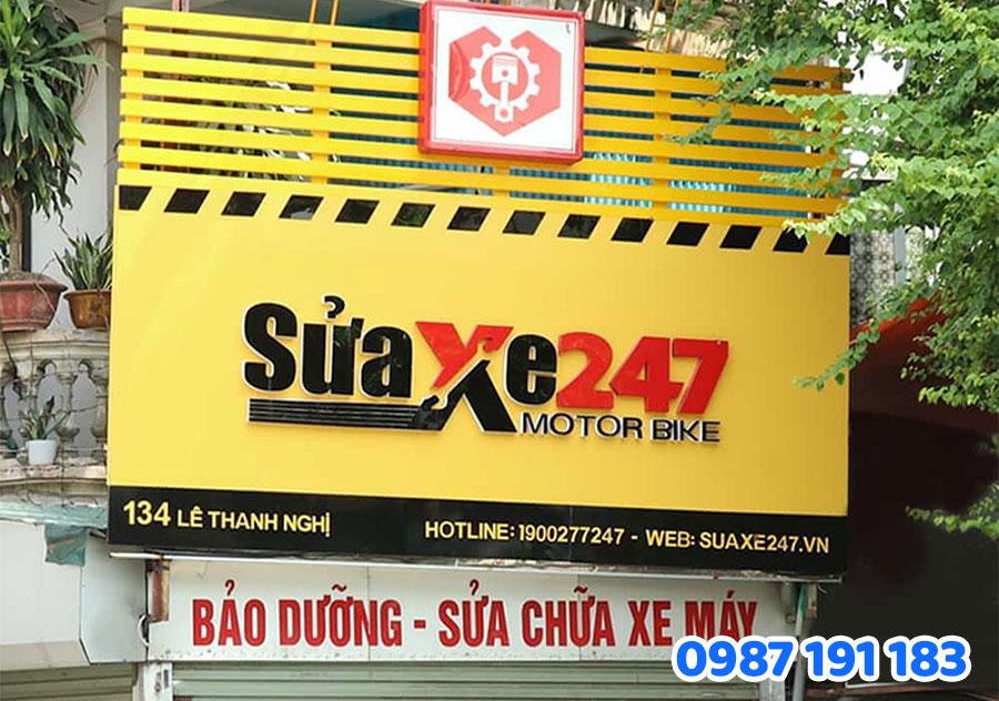 Bảng hiệu sửa xe máy chất liệu Alu chữ nổi mica hoặc inox