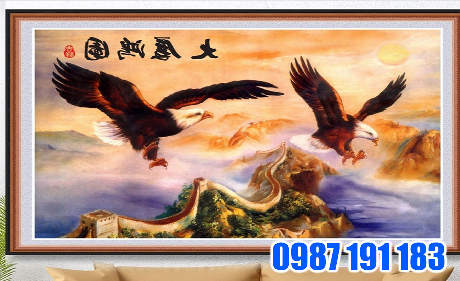 Treo tranh đại bàng ở trong phòng làm việc cũng rất phù hợp
