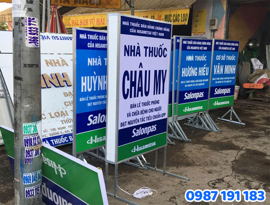 Kích thước và cấu tạo bảng chân đứng