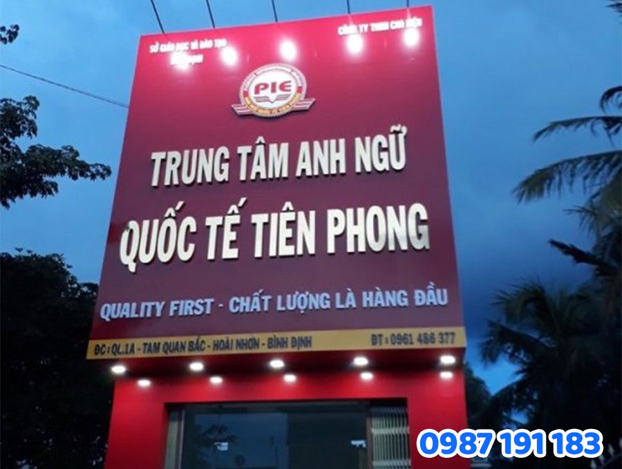 mẫu bảng hiệu dạy học số 05