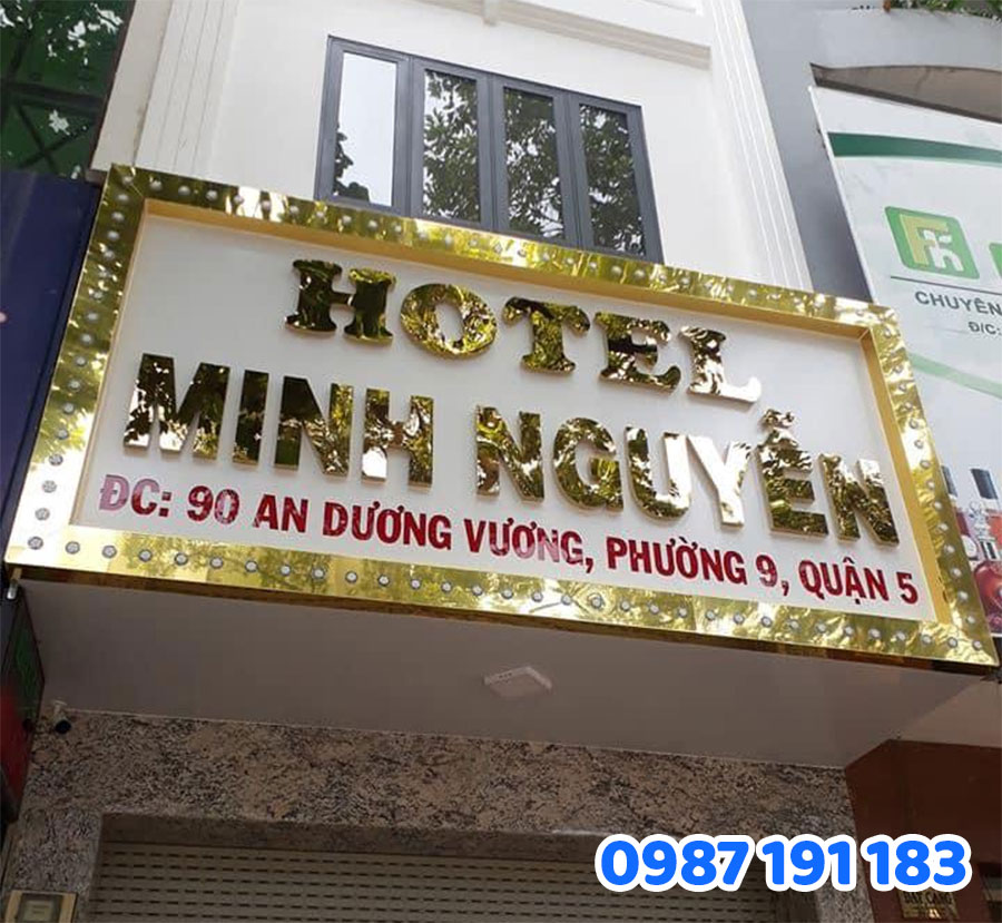 Thi công bảng hiệu chữ Alu Hotel cho khách hàng Minh Nguyễn tại Quận 5