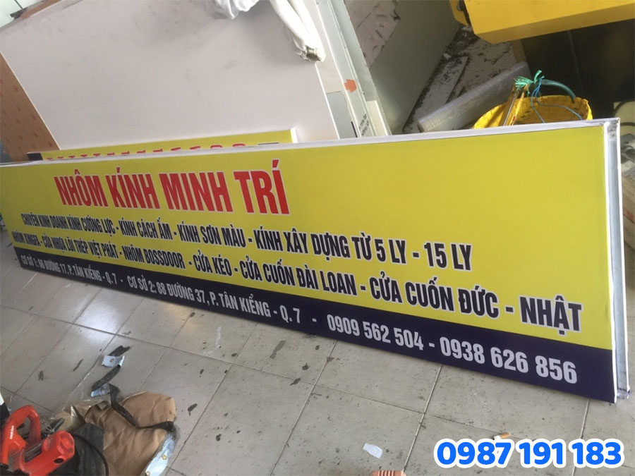 công trình bảng hiệu khung sắt căng bạt số 3