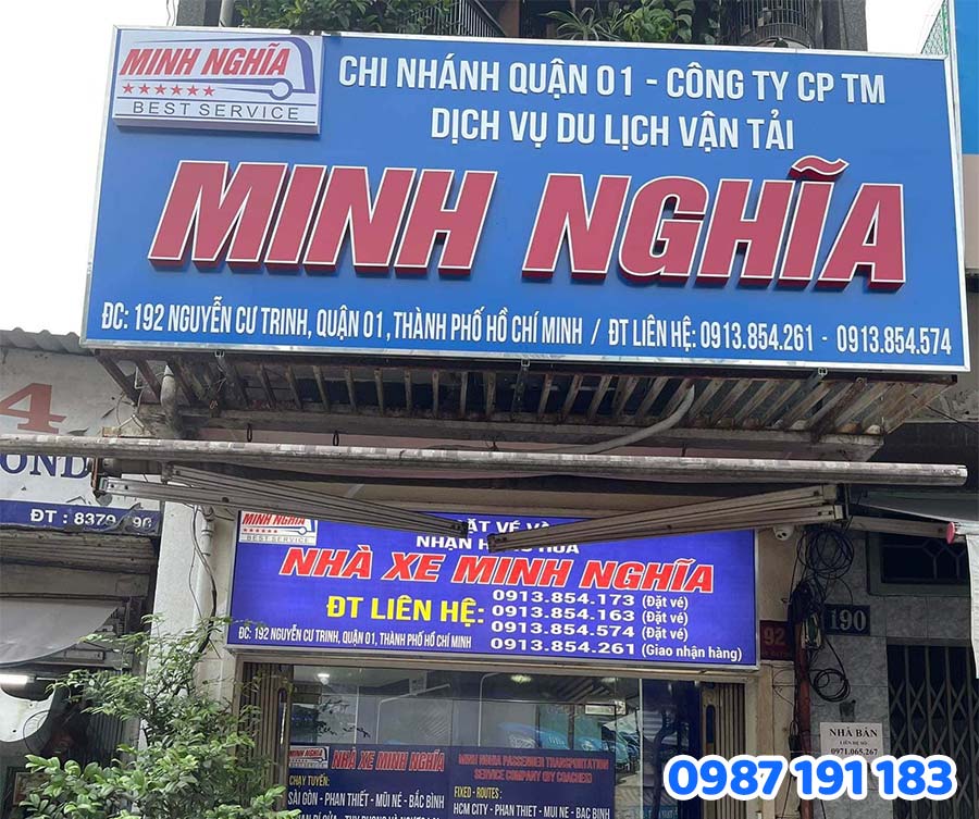 Đặc điểm của bảng hiệu nhà xe