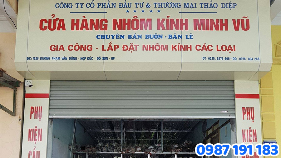 Bảng hiệu nhôm kính có quan trọng không? Cấu tạo và Ưu điểm