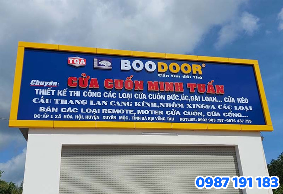 Ưu điểm khi sử dụng bảng hiệu nhôm kính