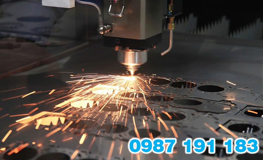 Cắt laser Fiber là gì? Bảng giá cắt laser fiber tại TPHCM