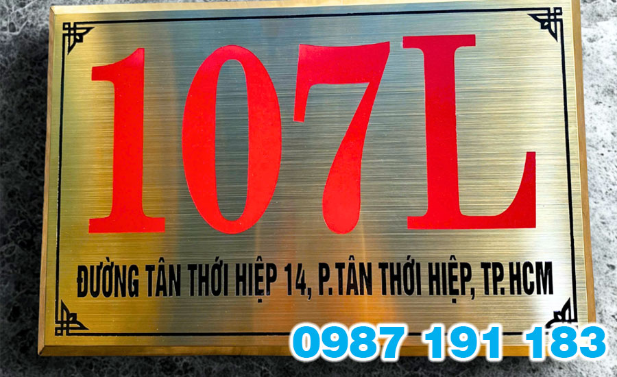 Việc làm bảng số nhà inox cũng rất quan trọng trong công việc kinh doanh của công ty, cửa hàng