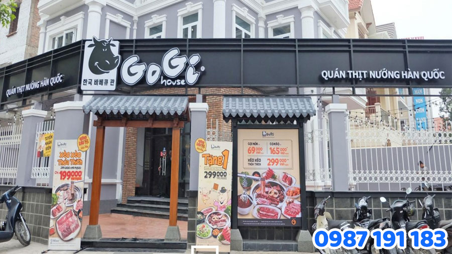 Bảng hiệu quán nướng có quan trọng không? Thiết kế bảng hiệu cần lưu ý gì?