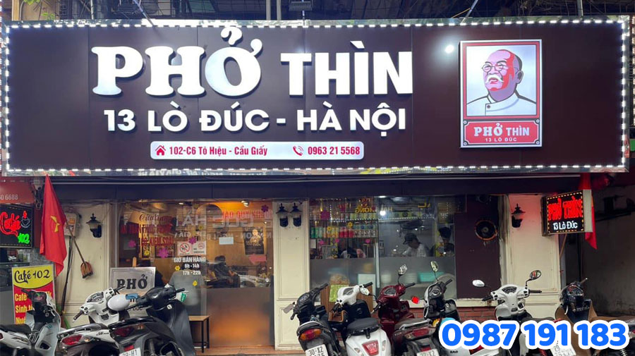 Bảng hiệu quán phở có mấy loại? Thiết kế bảng hiệu cần lưu ý gì?
