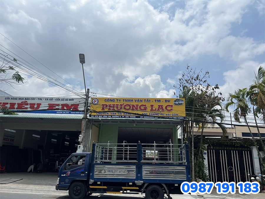 Mẫu bảng hiệu vận tải đẹp số 1