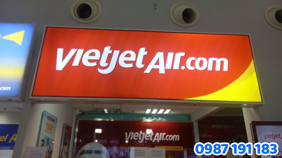 Bảng hiệu Vietjet có cần thi công đúng chuẩn? 04 Lưu ý khi thiết kế