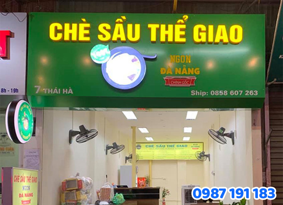 Mẫu số 1 Bảng Hiệu bán chè dạng Hộp Đèn