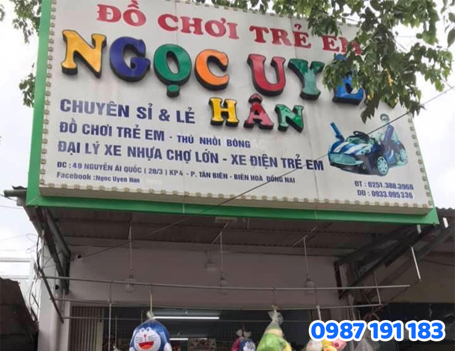 Mẫu biển quảng cáo đồ chơi trẻ em số 6
