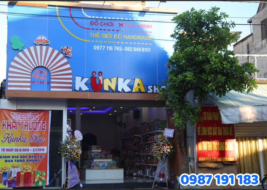Mẫu biển quảng cáo đồ chơi trẻ em số 7