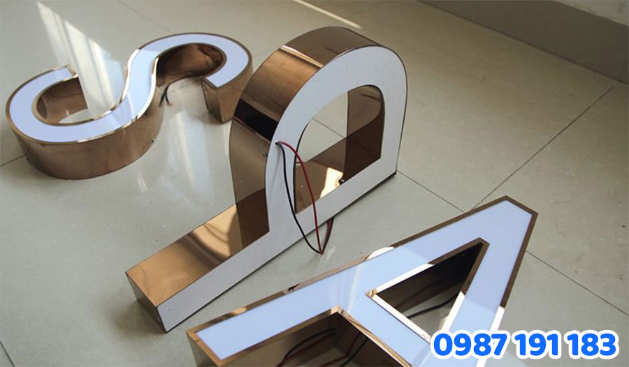 Chữ inox mặt mica phát sáng