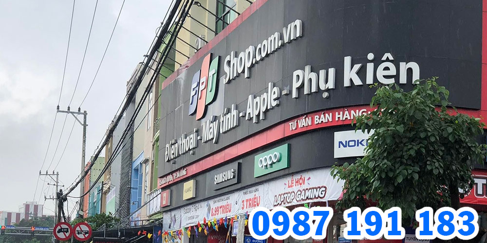 Mẫu bảng hiệu chuỗi cửa hàng FPT Shop 04