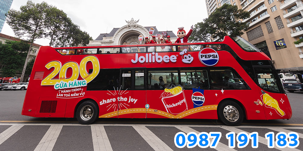 Thi công dán xe buýt quảng cáo cho thương hiệu Jollibee