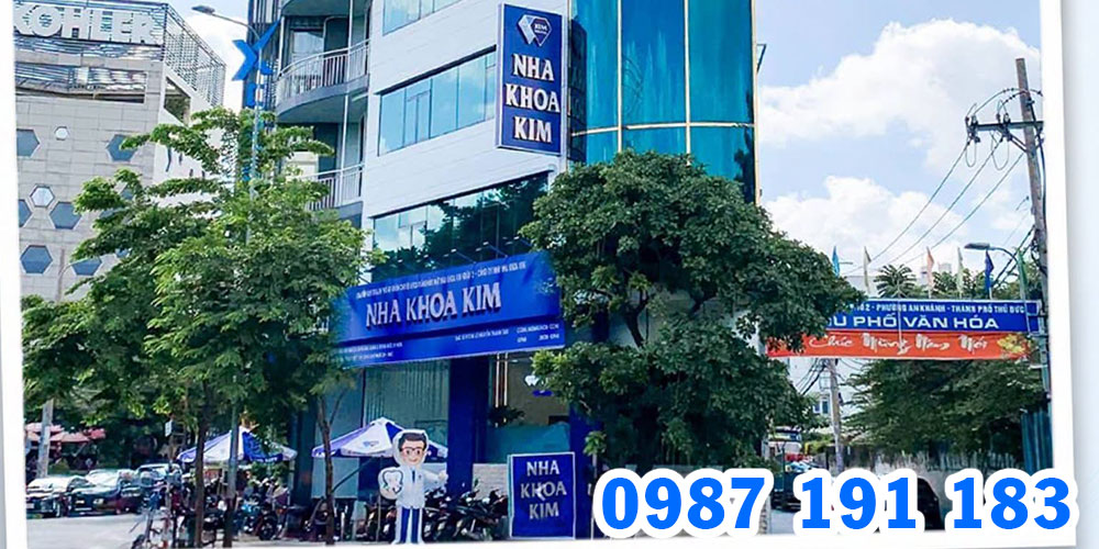 Mẫu bảng hiệu chuỗi phòng khám nha khoa Kim 01