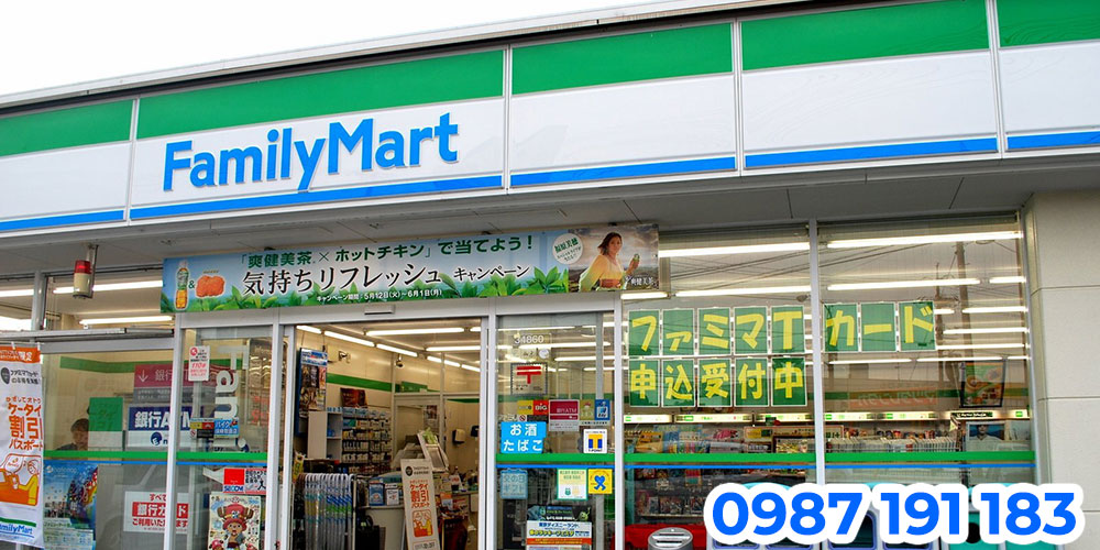 Nhận thi công bảng hiệu chuỗi cửa hàng tiện lợi FamilyMart