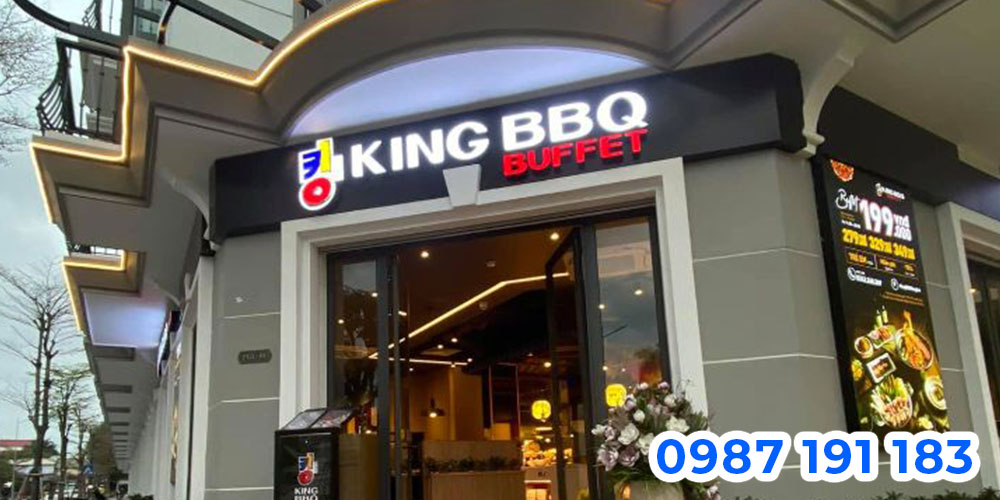 Thi công bảng hiệu đồng bộ sẽ giúp khách hàng dễ nhận diện