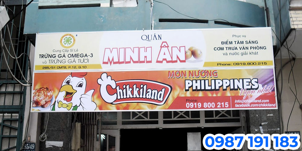 Bảng hiệu tiềm gà nướng được làm bằng chất liệu bạt khổ lớn