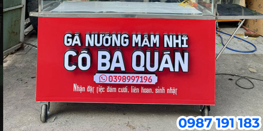 Nhận thi công bảng hiệu tiệm gà nướng bền đẹp rẻ TPHCM