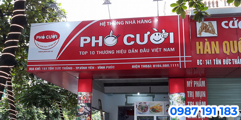 Thi công bảng hiệu quán phở đẹp, ấn tượng hút khách TPHCM