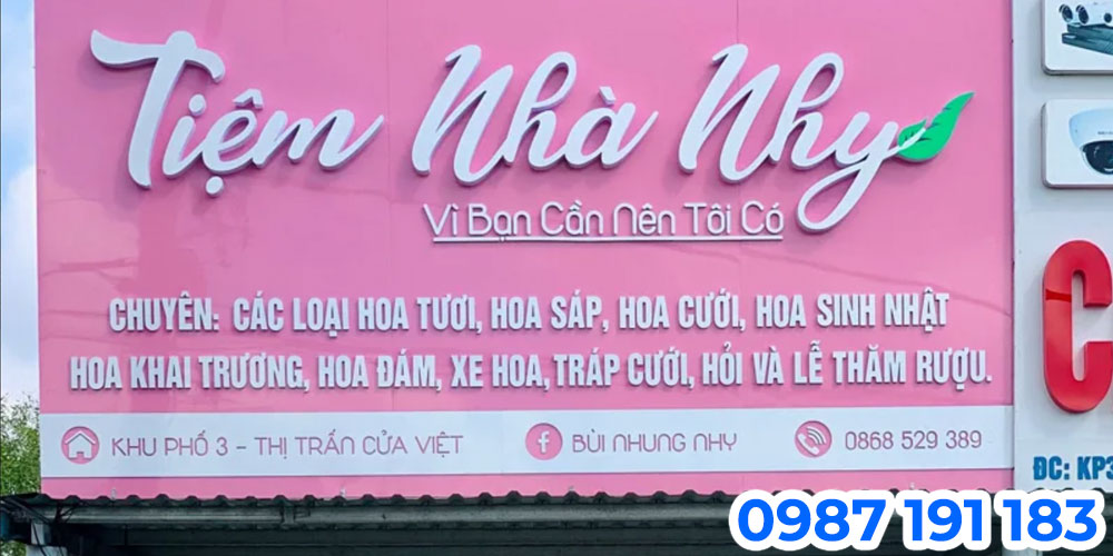Mẫu bảng hiệu shop hoa đẹp sẽ gây ấn tượng với khách mua hàng