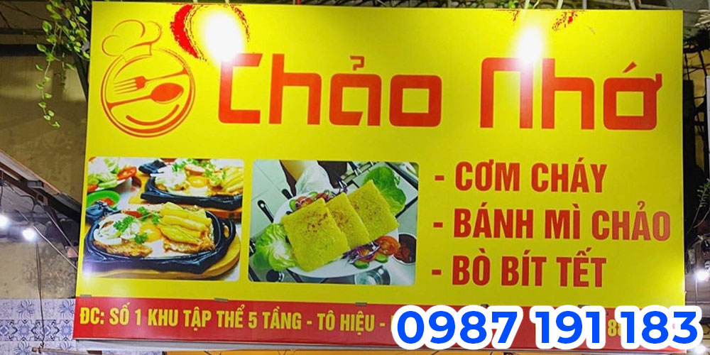 Làm bảng hiệu sẽ giúp khách hàng nhận diện quán có bán món cơm cháy chà bông